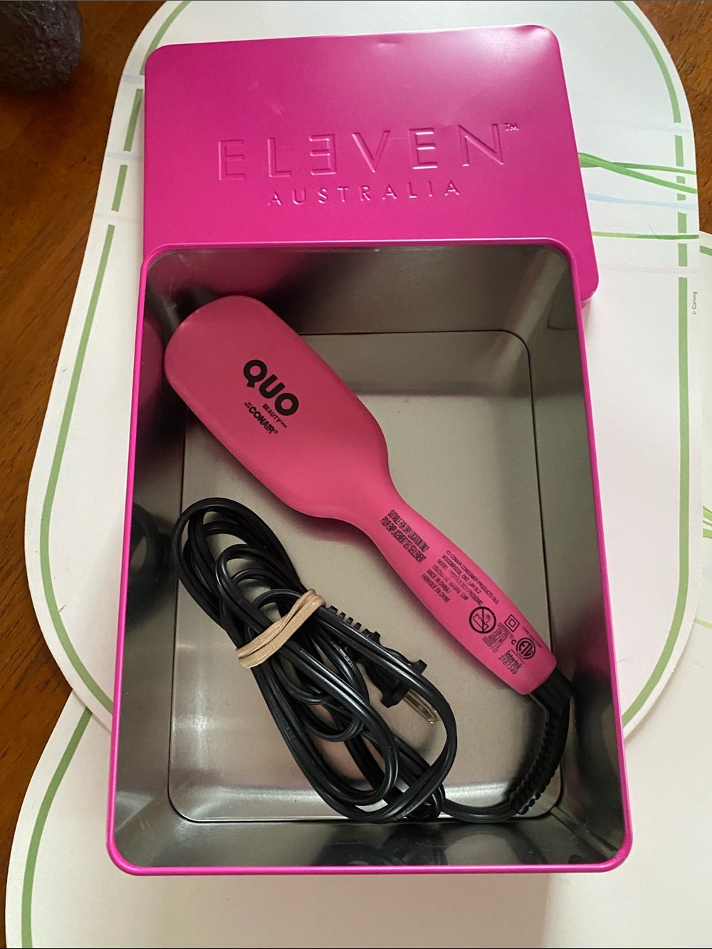 Quo (SDM)  Hot Pink Mini Hair Straightening Brush